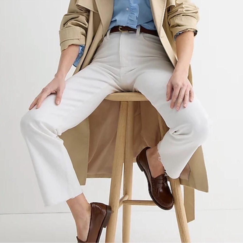 J Crew Slim boyfriend jean in white Item BF533 size 24
